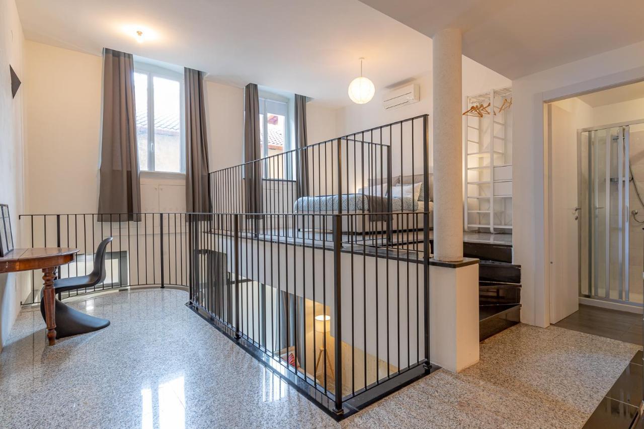 Moderno Loft A Due Passi Dal Lago Apartamento Torno Exterior foto