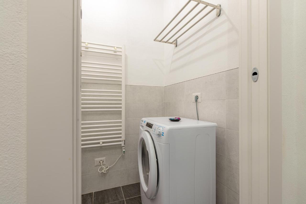 Moderno Loft A Due Passi Dal Lago Apartamento Torno Exterior foto